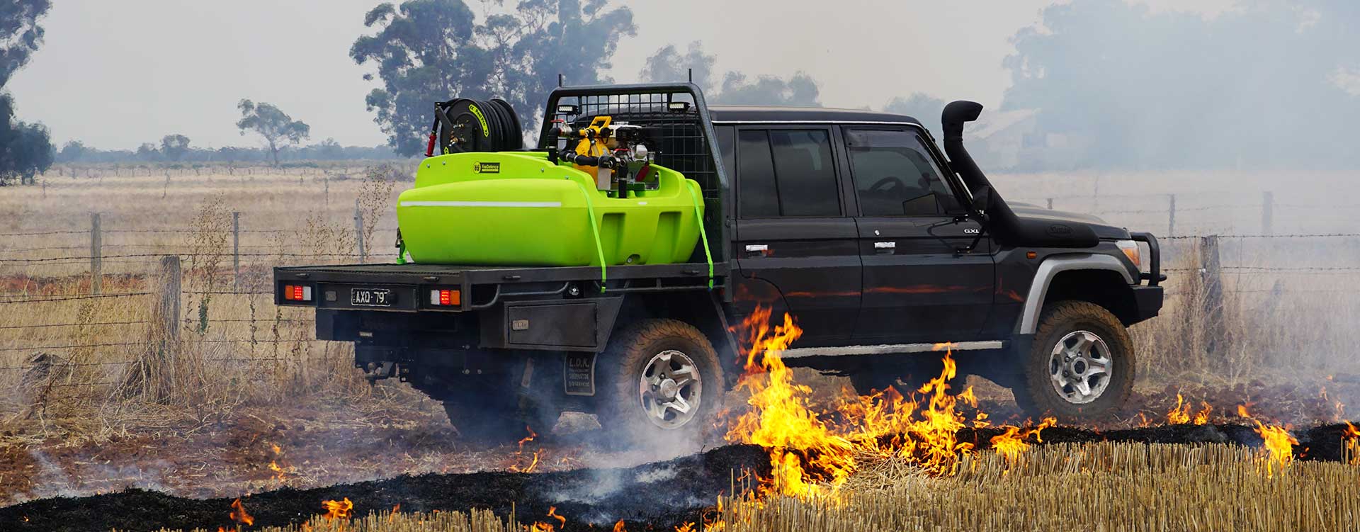 firefighting truck in the bushfire